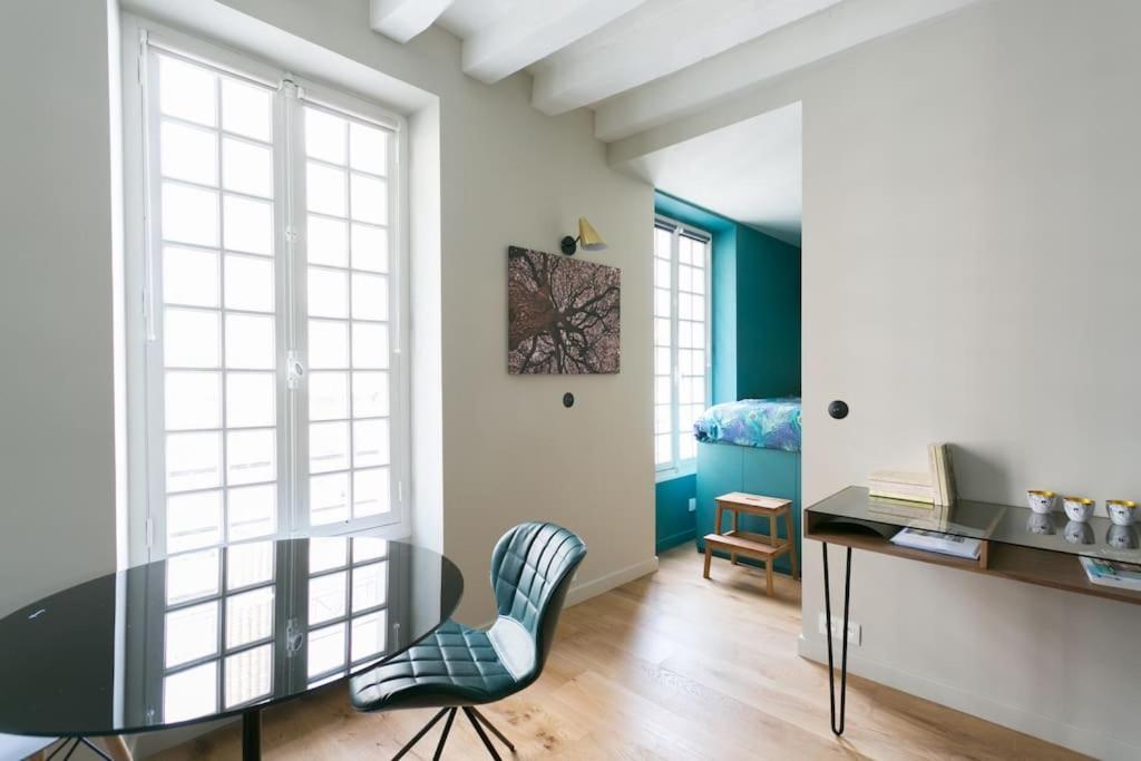 Romantic Brand New In Paris, Bathroom, Kitchen París